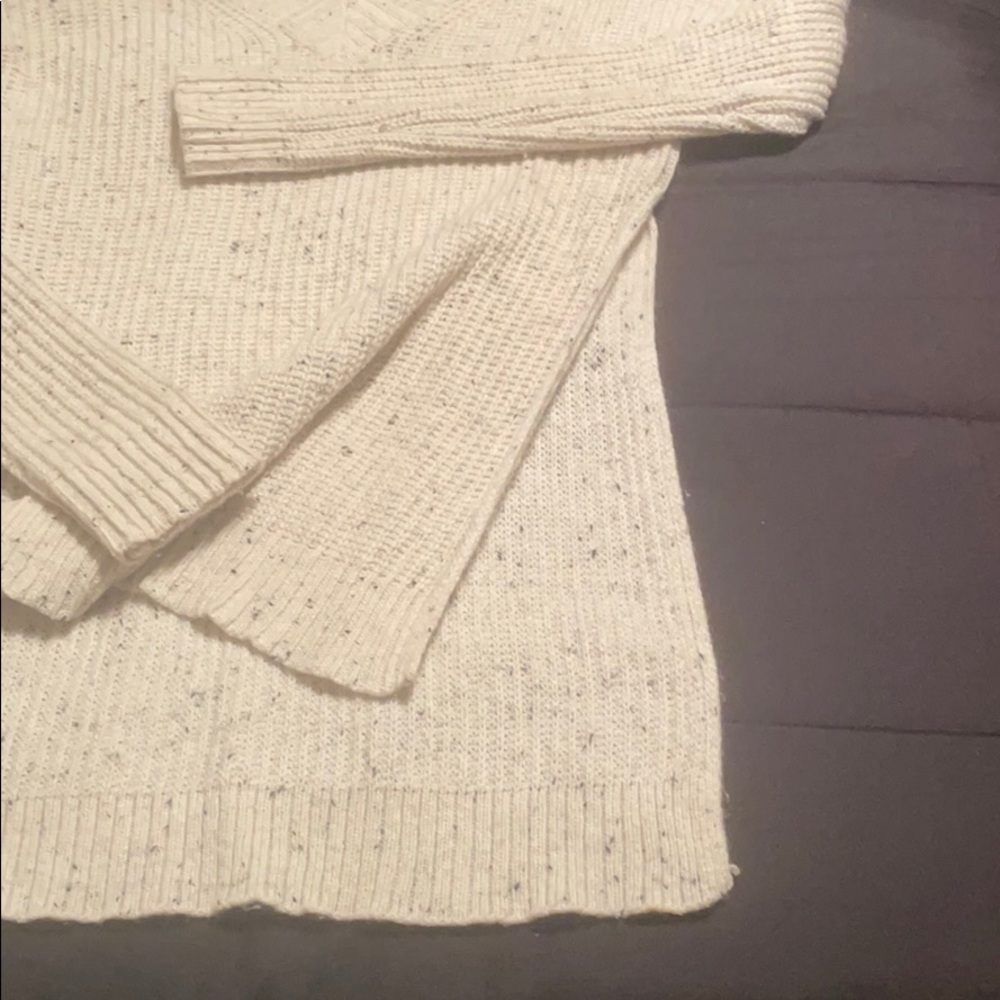 Sweater - Picture 3 of 3